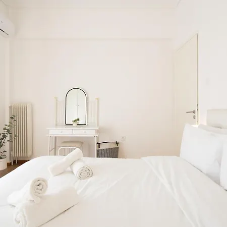Apartment Chic With Park View Athens